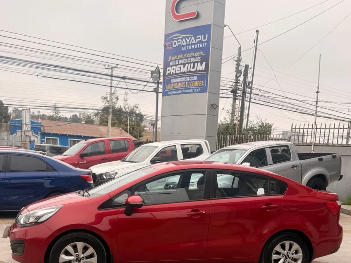 KIA Rio 4 UB EX 1.4 2014 - Imagen 4