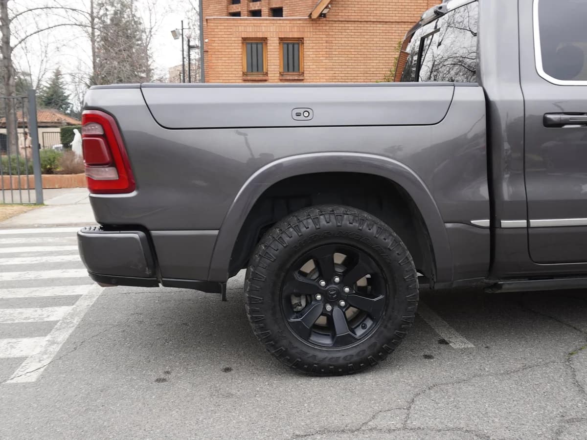 RAM 1500 Limited año 2023 - Imagen 13
