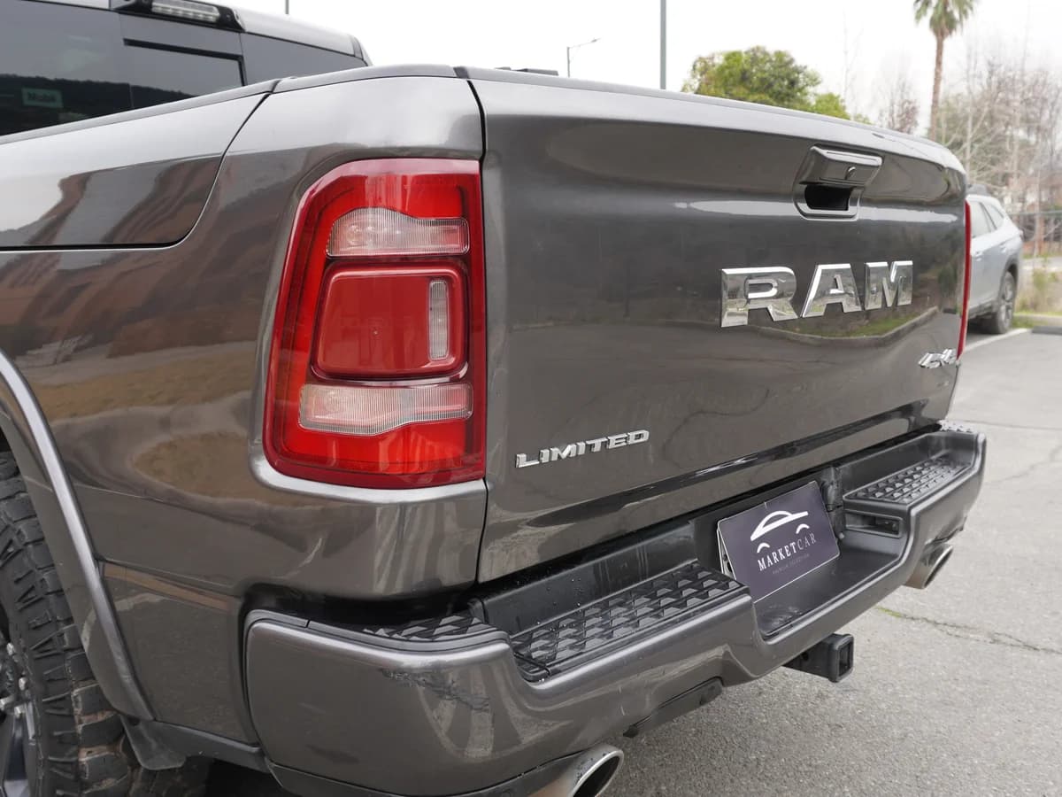 RAM 1500 Limited año 2023 - Imagen 15