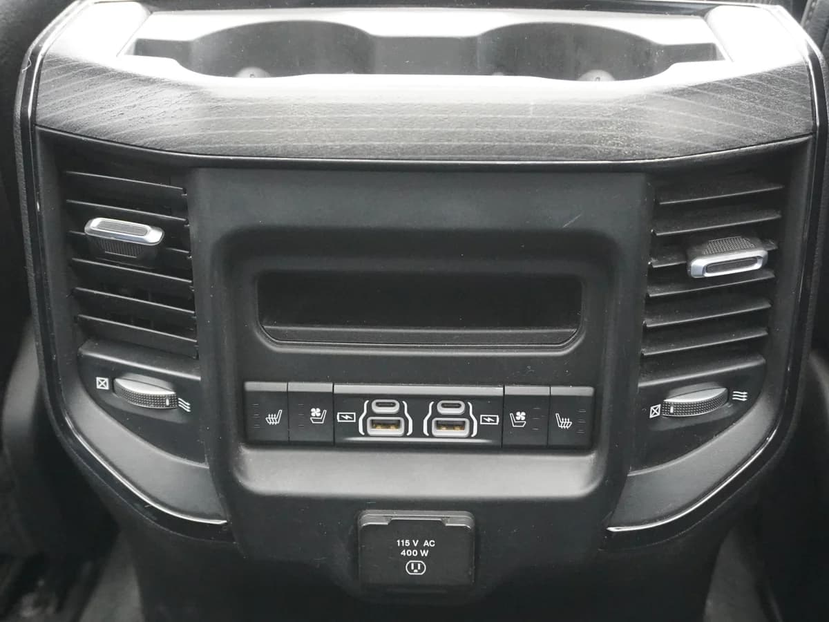 RAM 1500 Limited año 2023 - Imagen 28