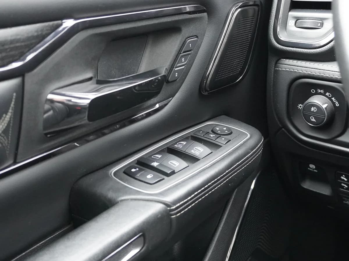 RAM 1500 Limited año 2023 - Imagen 33