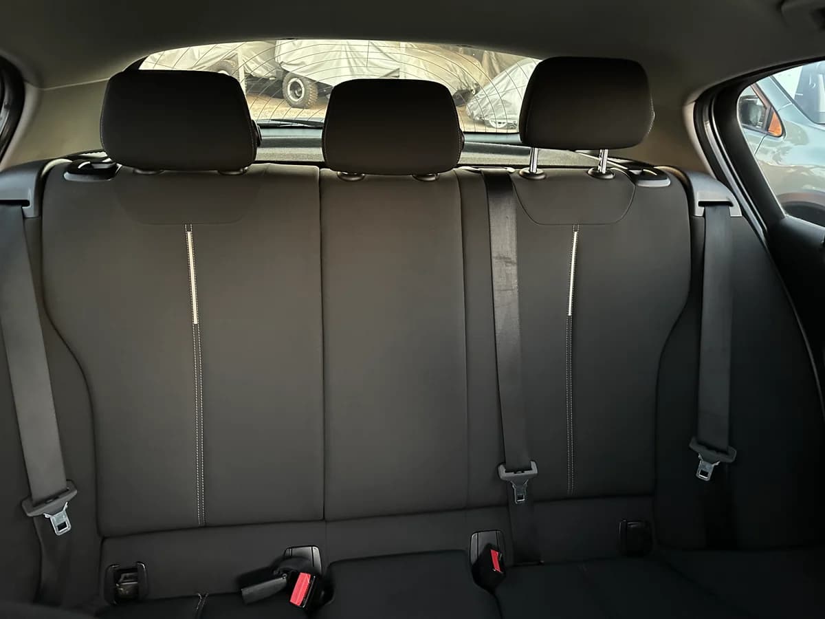 BMW 116I Sport 1.6 AUT SUNROOF 2012 - Imagen 24
