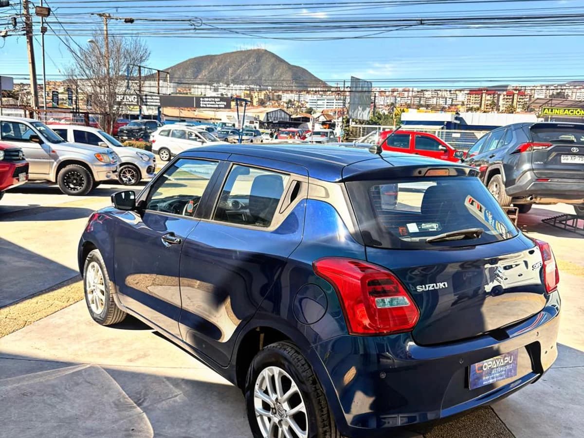 SUZUKI Swift 1.2L 2023 - Imagen 4