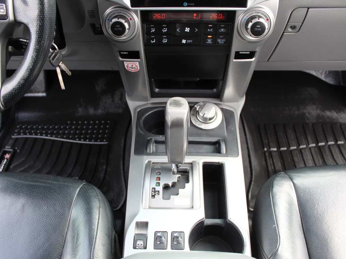 TOYOTA 4Runner 4.0 AT 2011 - Imagen 9