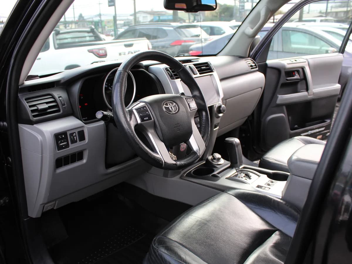 TOYOTA 4Runner 4.0 AT 2011 - Imagen 12
