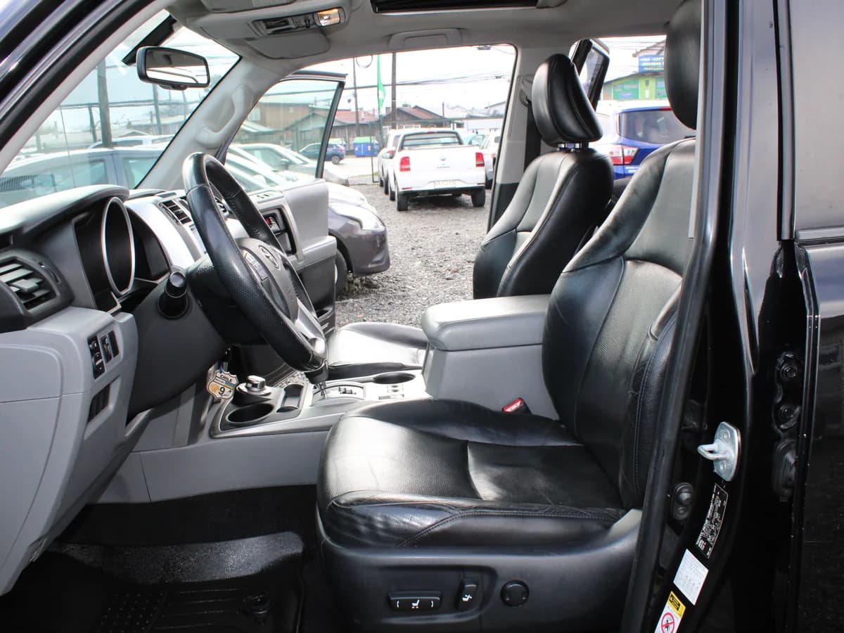 TOYOTA 4Runner 4.0 AT 2011 - Imagen 13