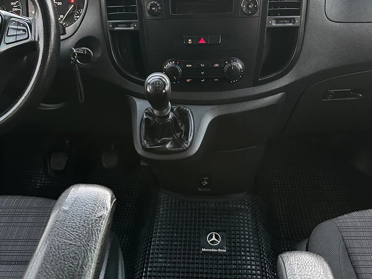 MERCEDES BENZ VITO 2.1 TOURER 114 CDI 9+1 DECRETO 80 2019 - Imagen 19