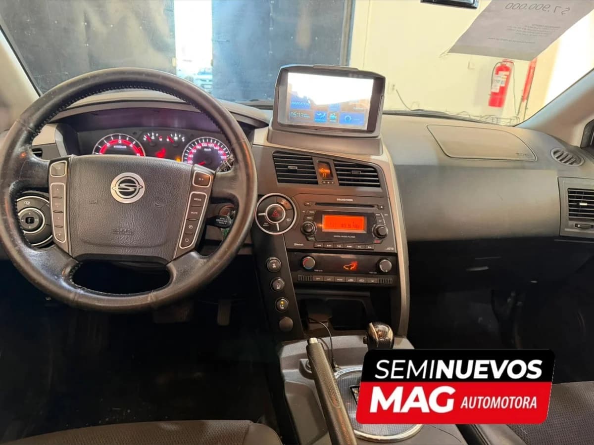 SSANGYONG Korando 2.0 E-XDI 2014 - Imagen 8