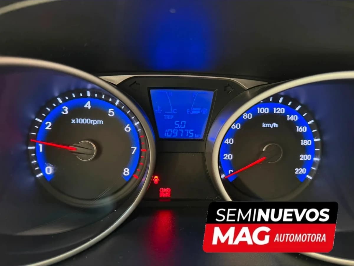 HYUNDAI Tucson GL 2.0 2013 - Imagen 6