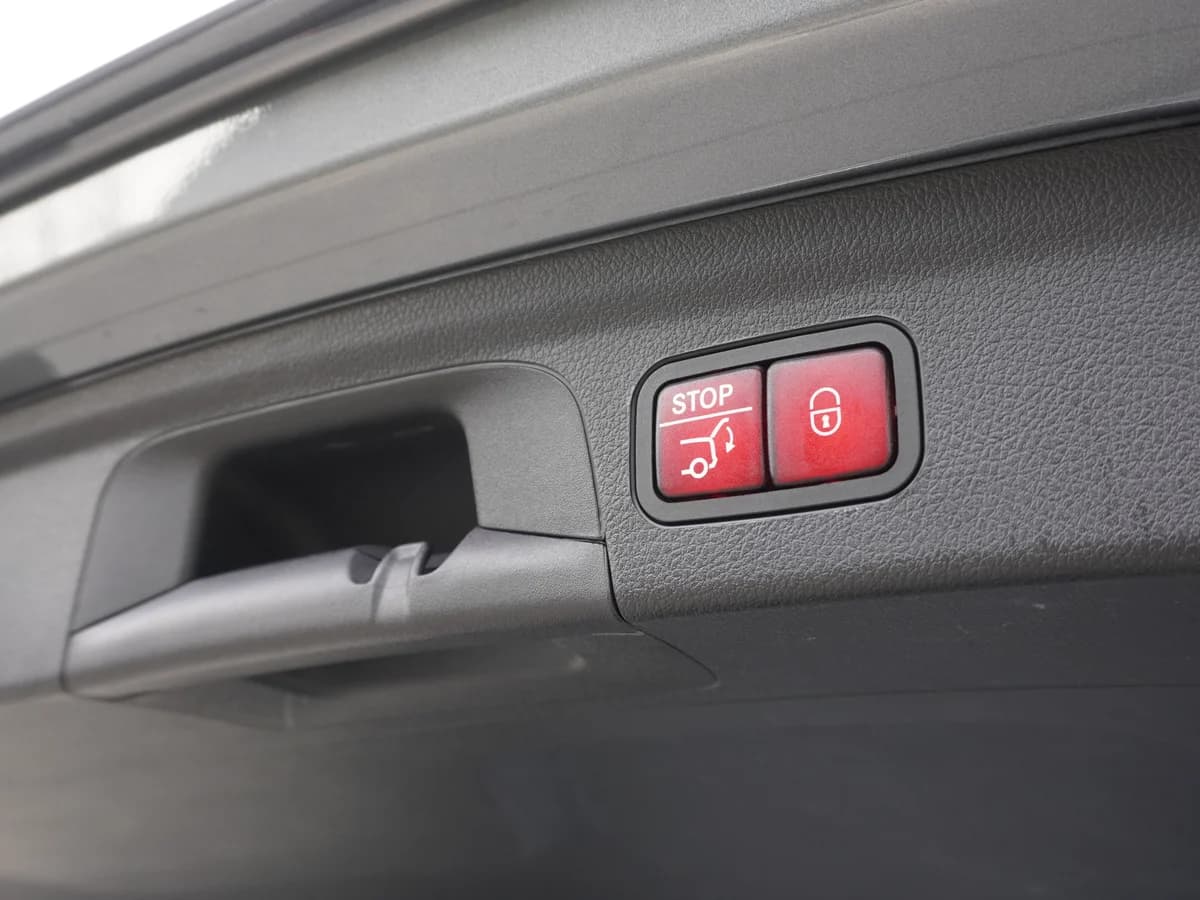 Mercedes Benz GLE 450 3.0 4Matic año 2020 - Imagen 24