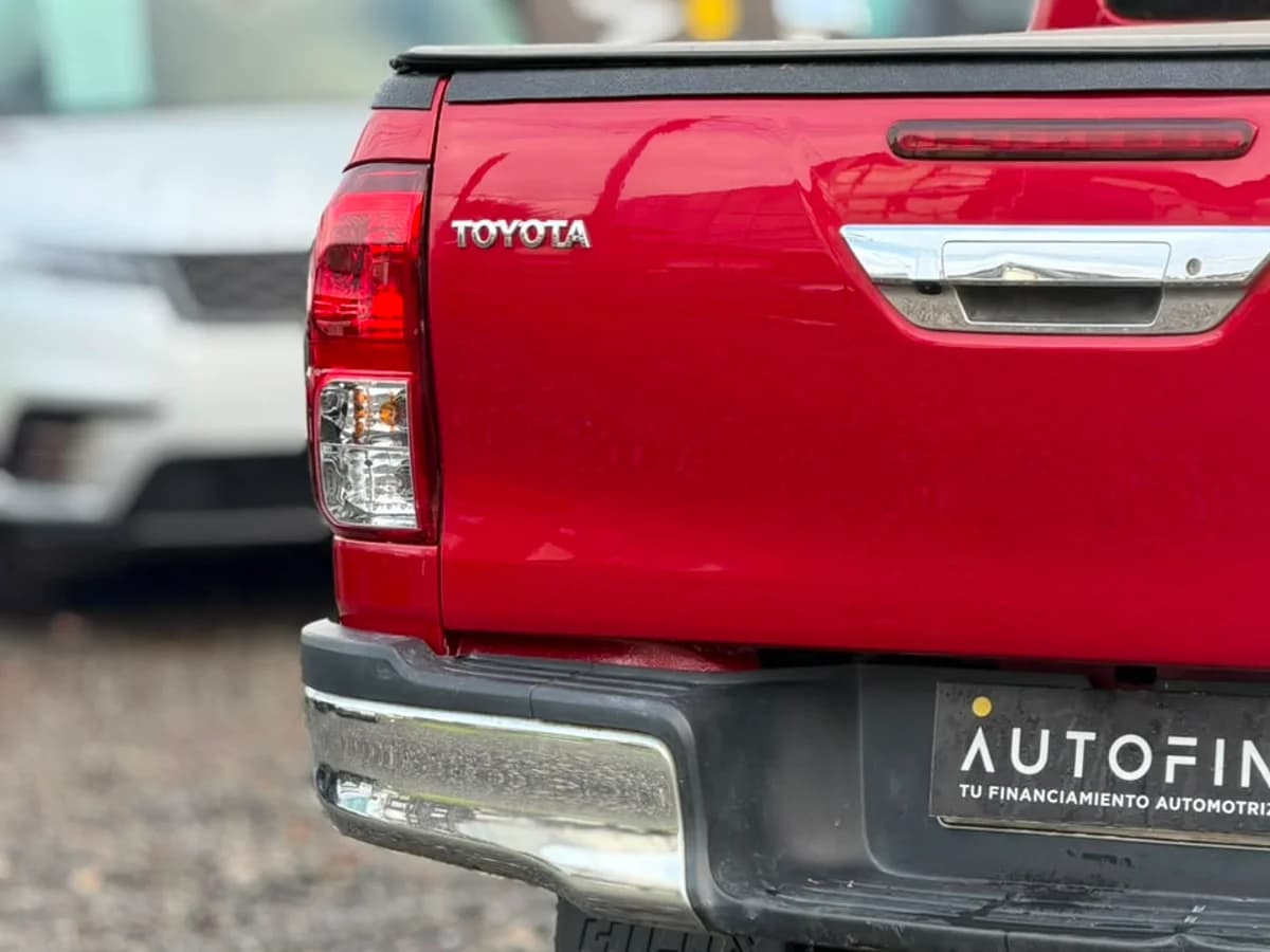 TOYOTA Hilux 2.8 DIESEL 2021 - Imagen 11