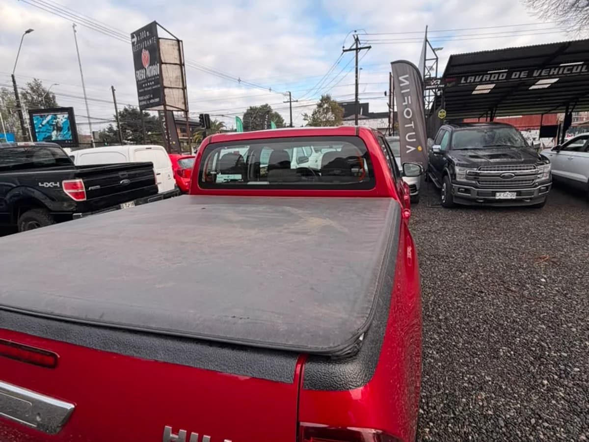 TOYOTA Hilux 2.8 DIESEL 2021 - Imagen 15