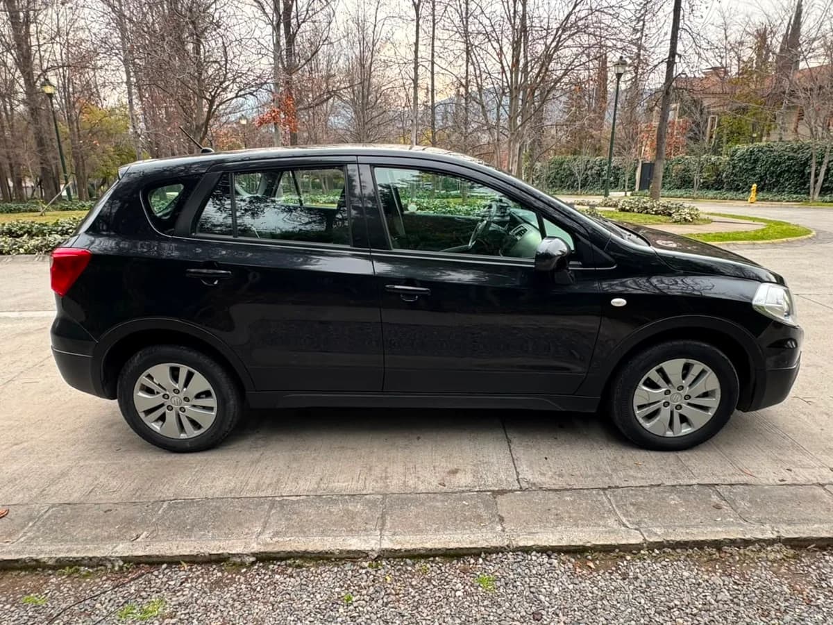 SUZUKI S CROSS 1.6L AUT GL HB AÑO 2016 - Imagen 15