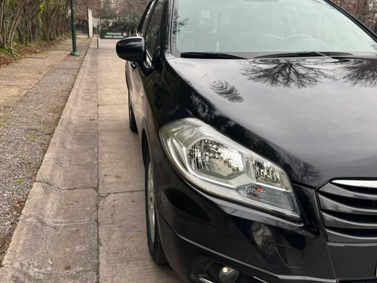 SUZUKI S CROSS 1.6L AUT GL HB AÑO 2016 - Imagen 17