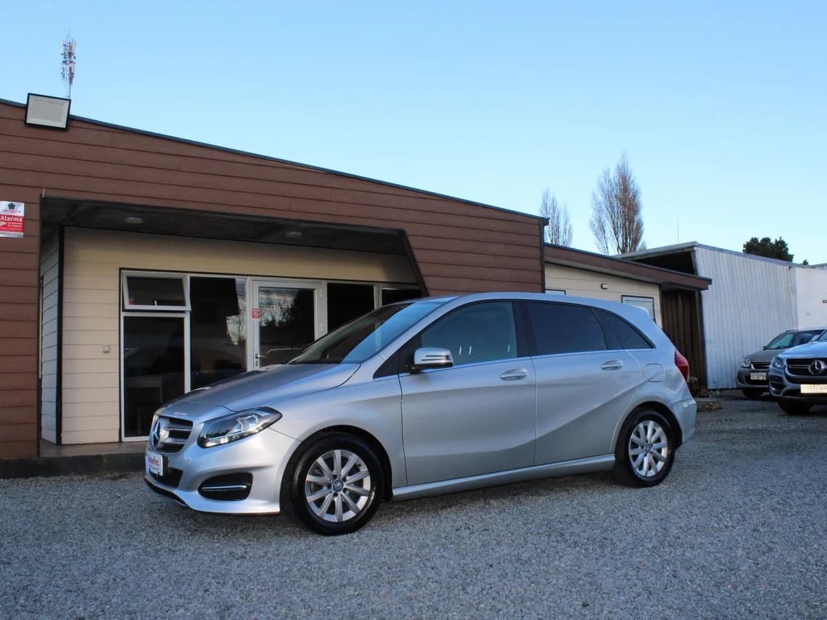 MERCEDES BENZ B180 1.6 BLUE EFFICIENCY 4X2 MT 5P 2016 - Imagen 1