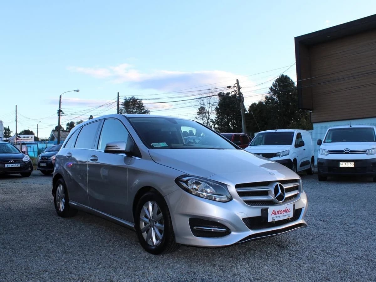 MERCEDES BENZ B180 1.6 BLUE EFFICIENCY 4X2 MT 5P 2016 - Imagen 4