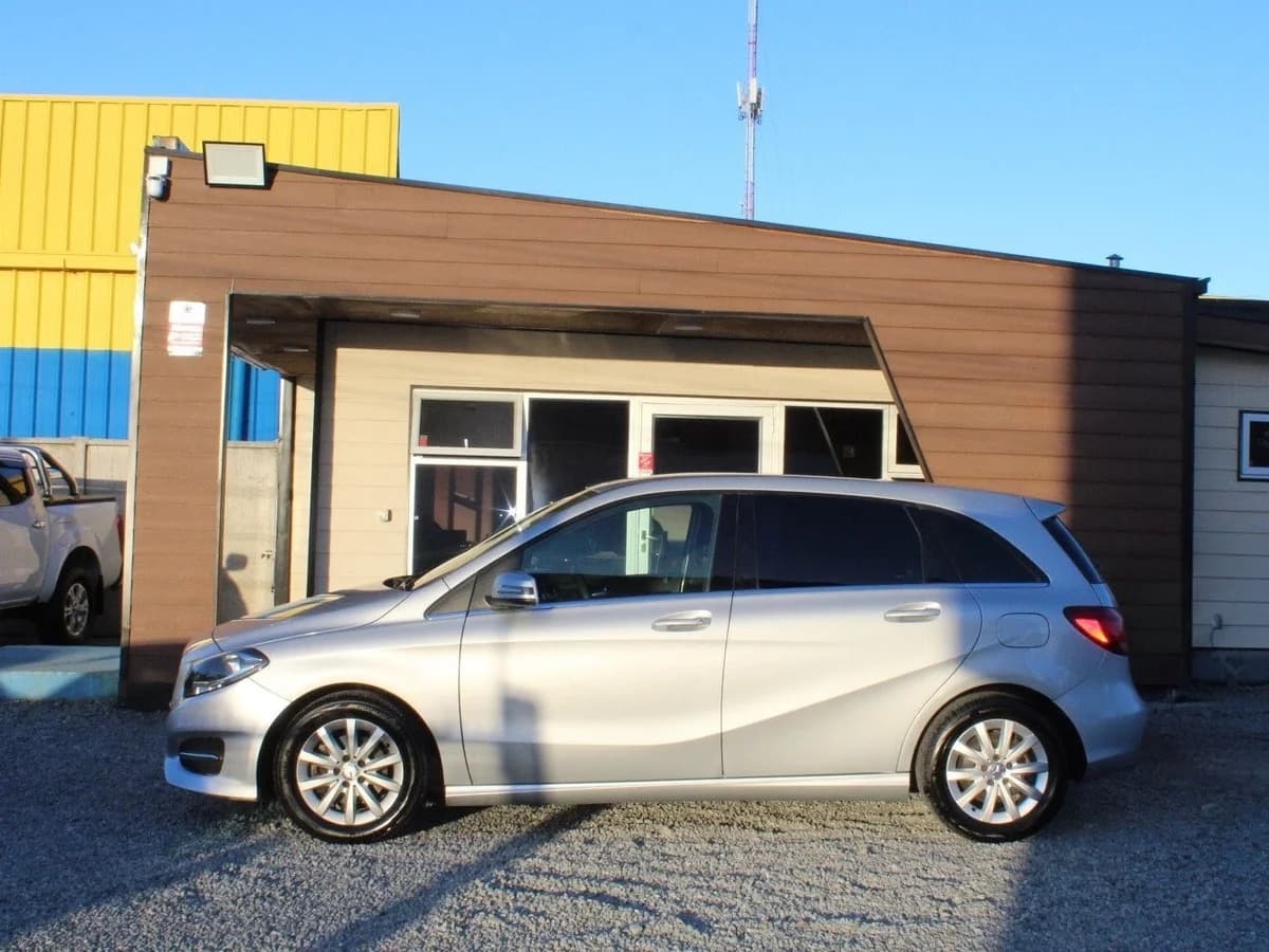 MERCEDES BENZ B180 1.6 BLUE EFFICIENCY 4X2 MT 5P 2016 - Imagen 12