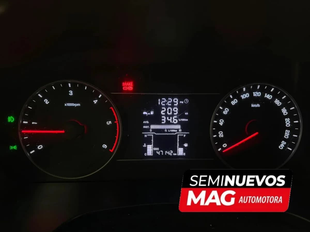 SSANGYONG MUSSO 4X4 2.2D 2019 - Imagen 6