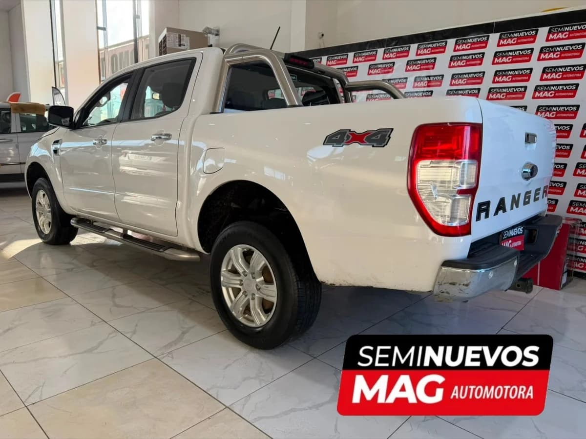 FORD RANGER XLT 4X4 AT 2023 - Imagen 2