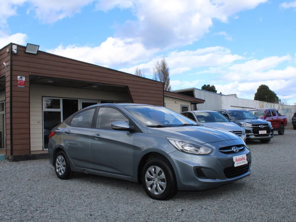 HYUNDAI Accent RB GL 1.4 2020 - Imagen 4