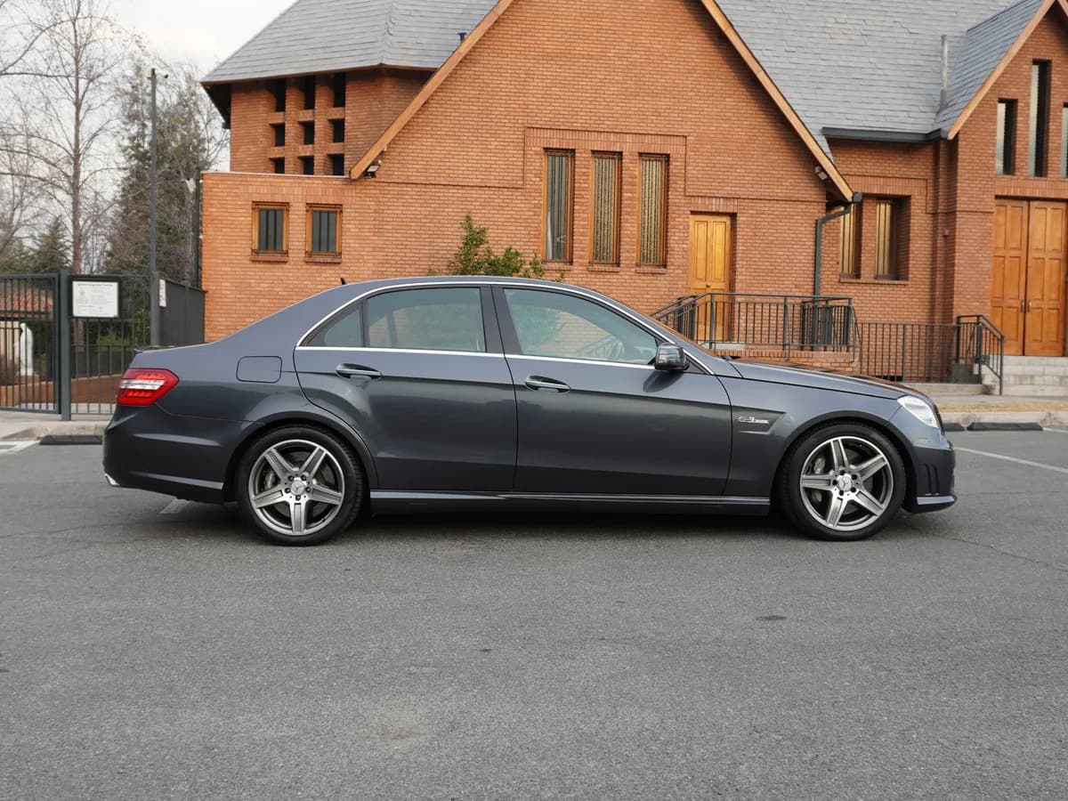 Mercedes Benz E 63 AMG Año 2011 - Imagen 4