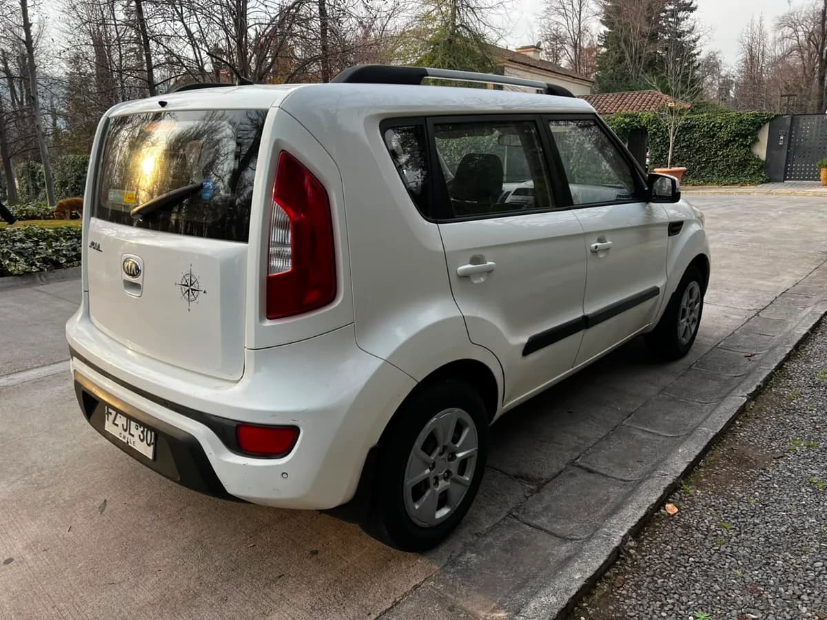 KIA Soul LX 1.6 2014 - Imagen 8