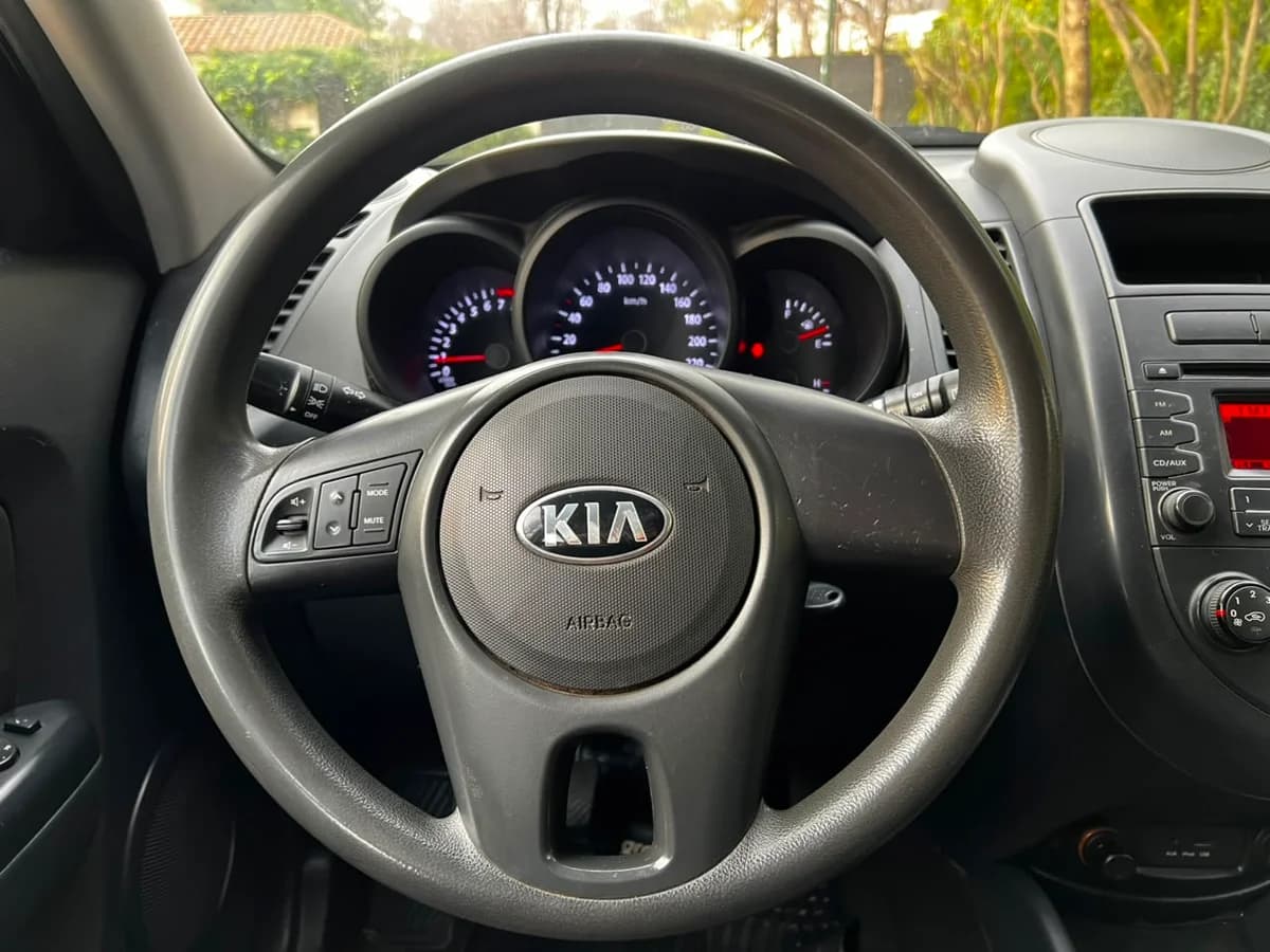 KIA Soul LX 1.6 2014 - Imagen 10
