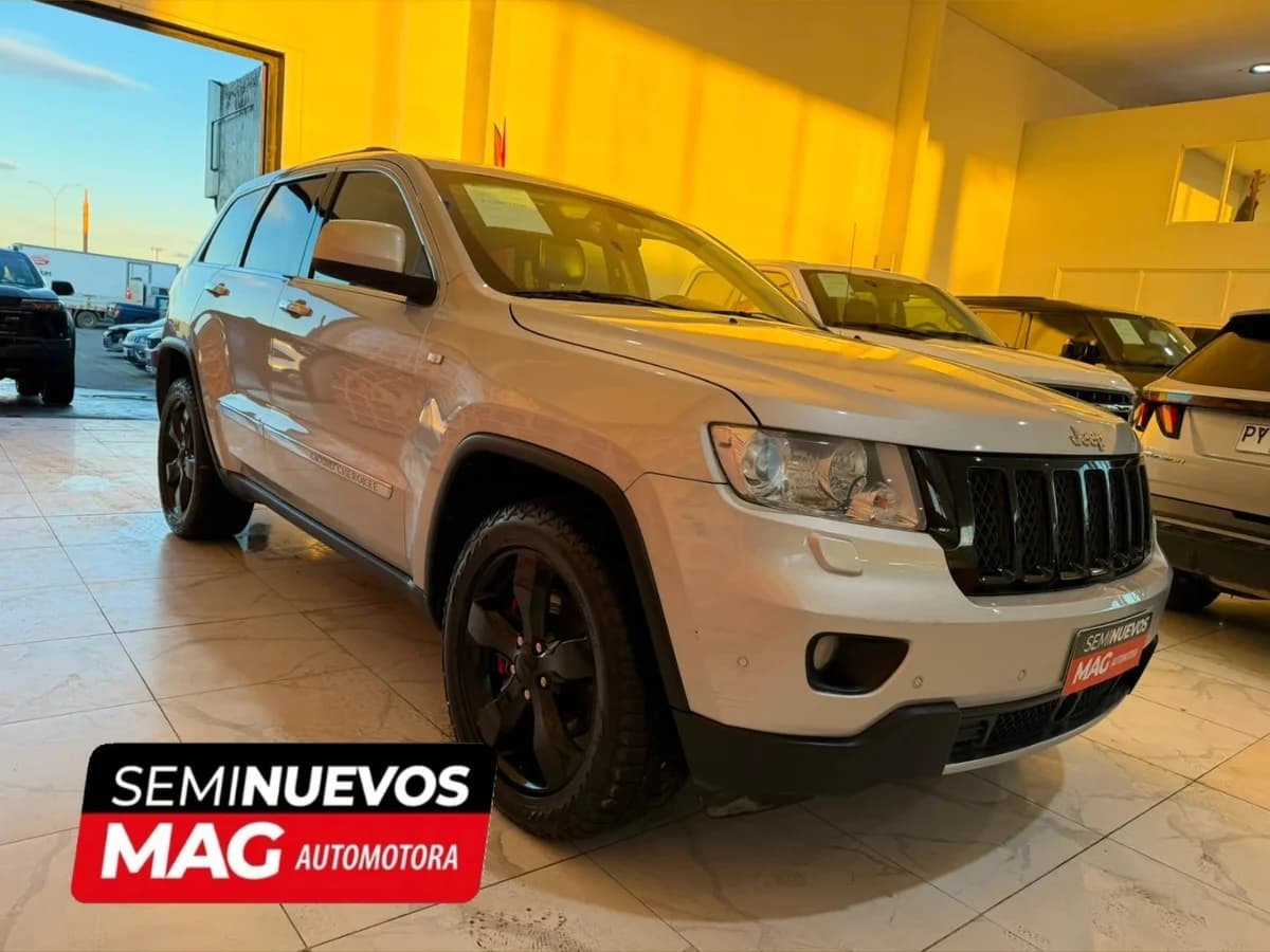 JEEP GRAND CHEROKEE OVERLAND 5.7 2012 - Imagen 3