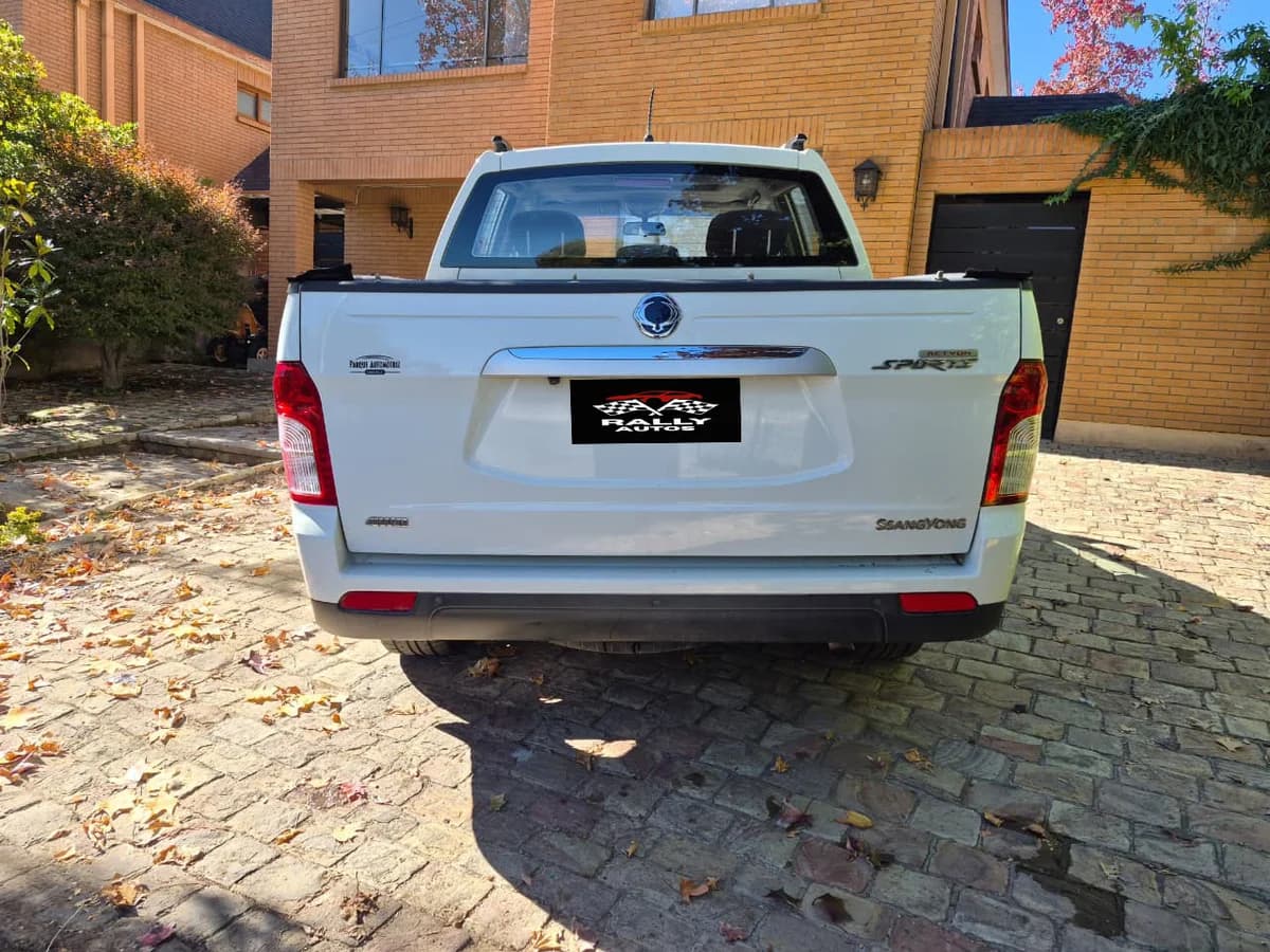 SSANGYONG Actyon 2.0 DIESEL aut 4X4 2017 - Imagen 2
