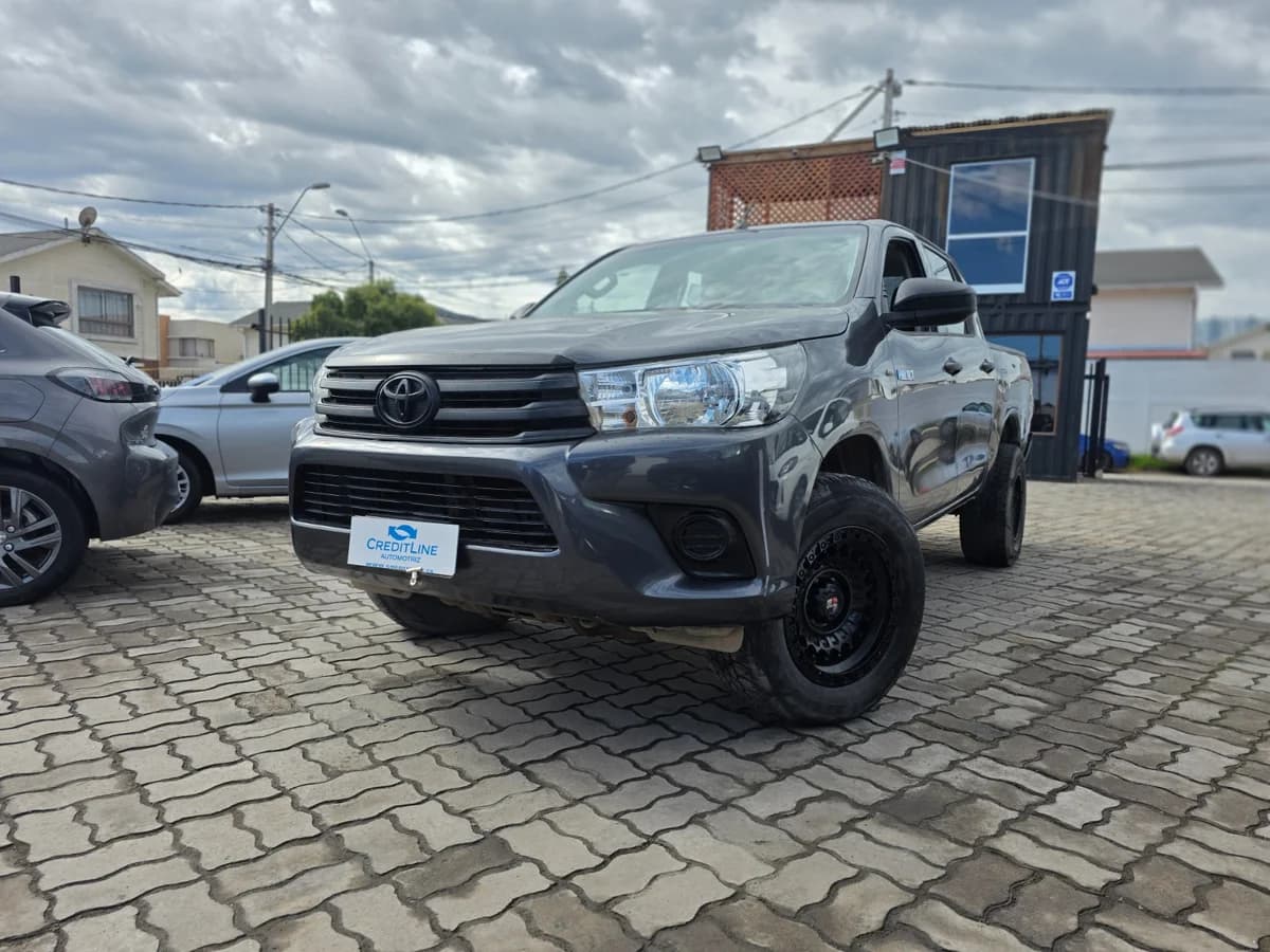 TOYOTA Hilux DX 4X4 2.4 2022 - Imagen 1