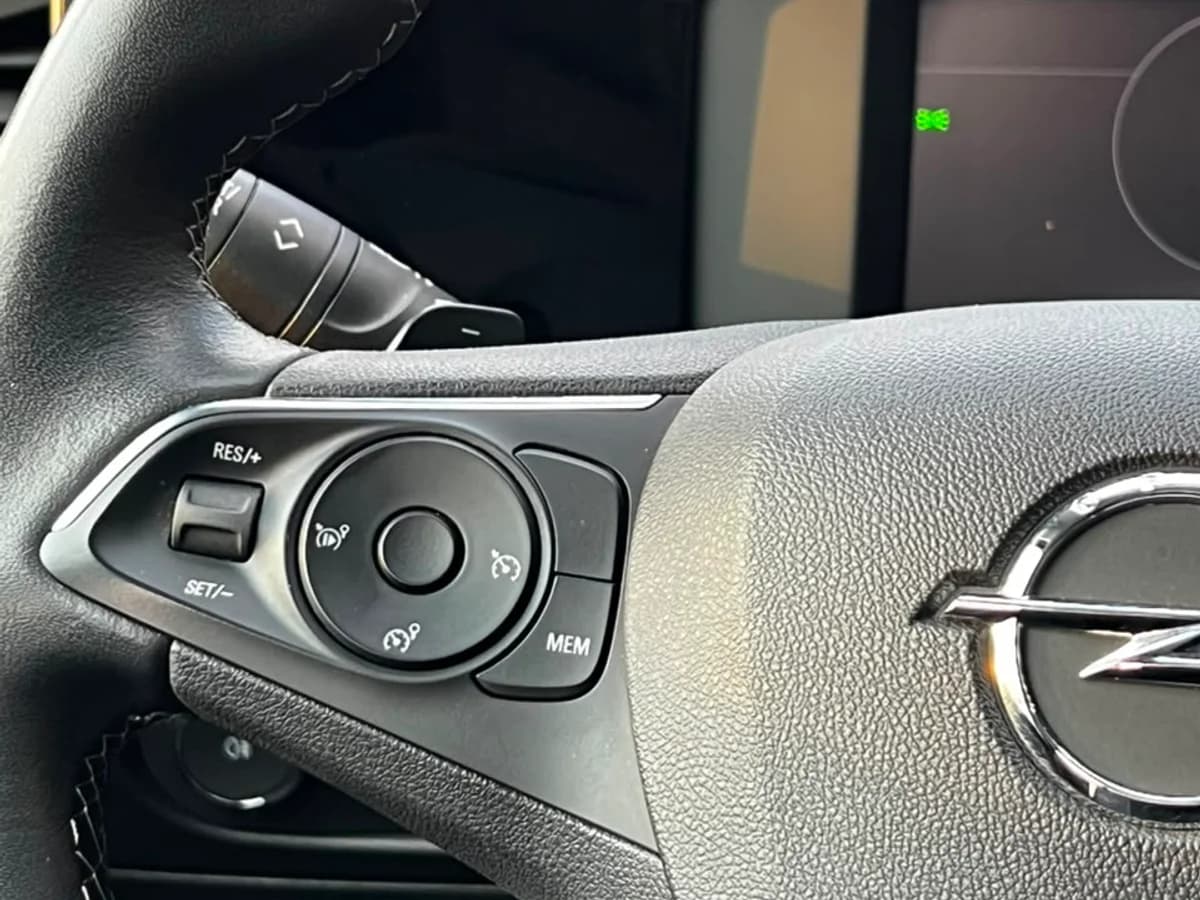 OPEL Mokka 1.2T Elegance AT8 año 2024 - Imagen 11