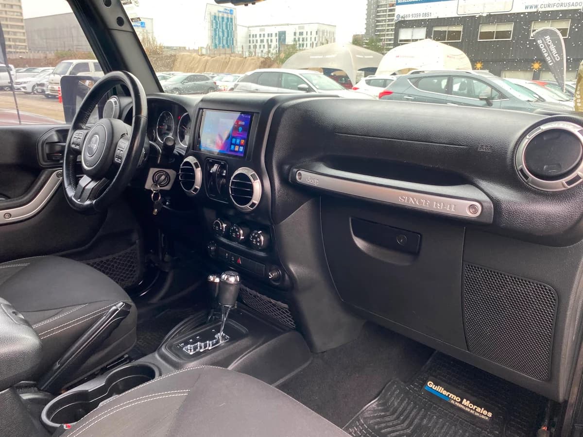 JEEP WRANGLER RUBICON 4X4 3.6 AUT 2016 - Imagen 4