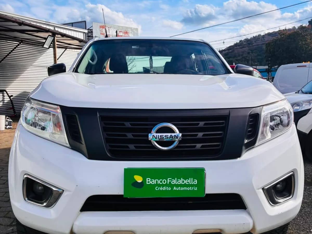 NISSAN Np300 2.3 S DIESEL 4WD CAB. SIM. MT 2P 2018 - Imagen 1