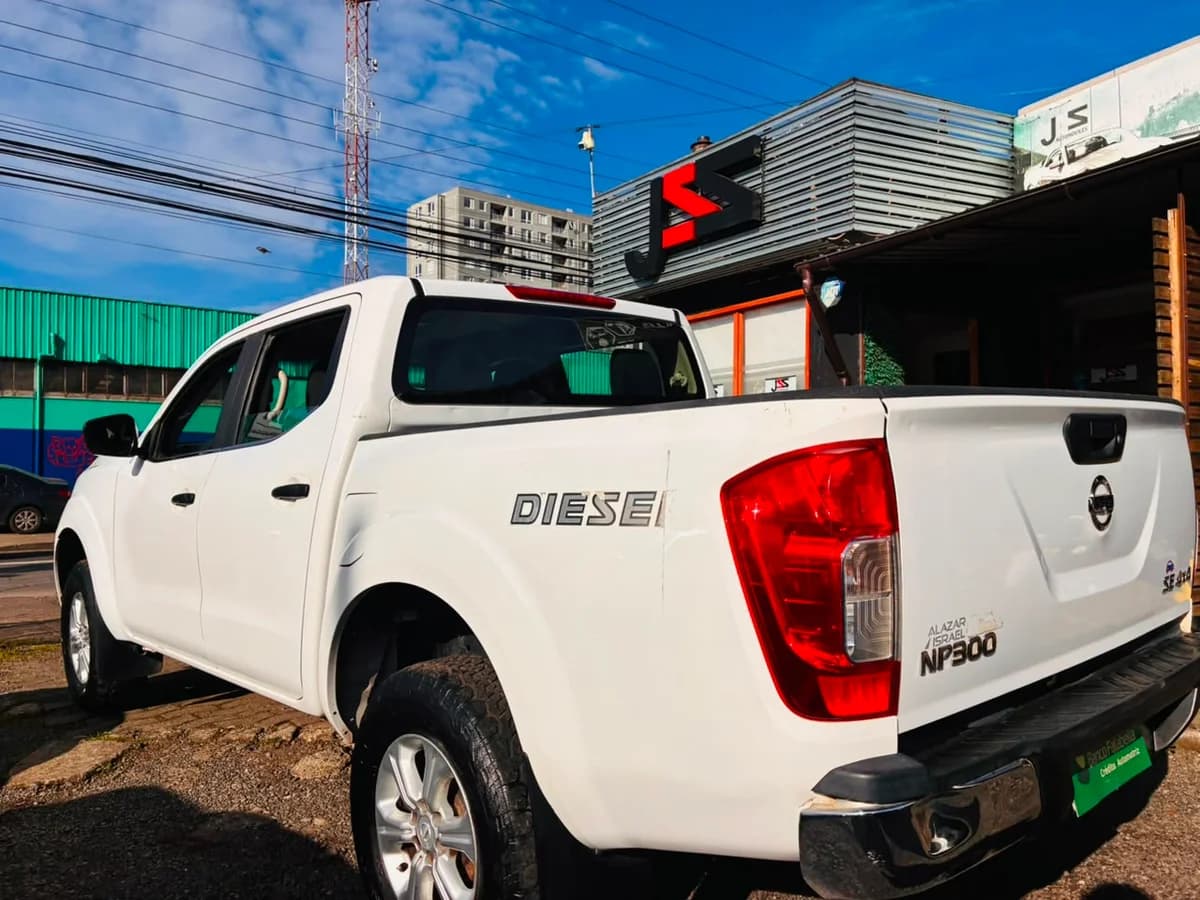 NISSAN Np300 2.3 S DIESEL 4WD CAB. SIM. MT 2P 2018 - Imagen 13