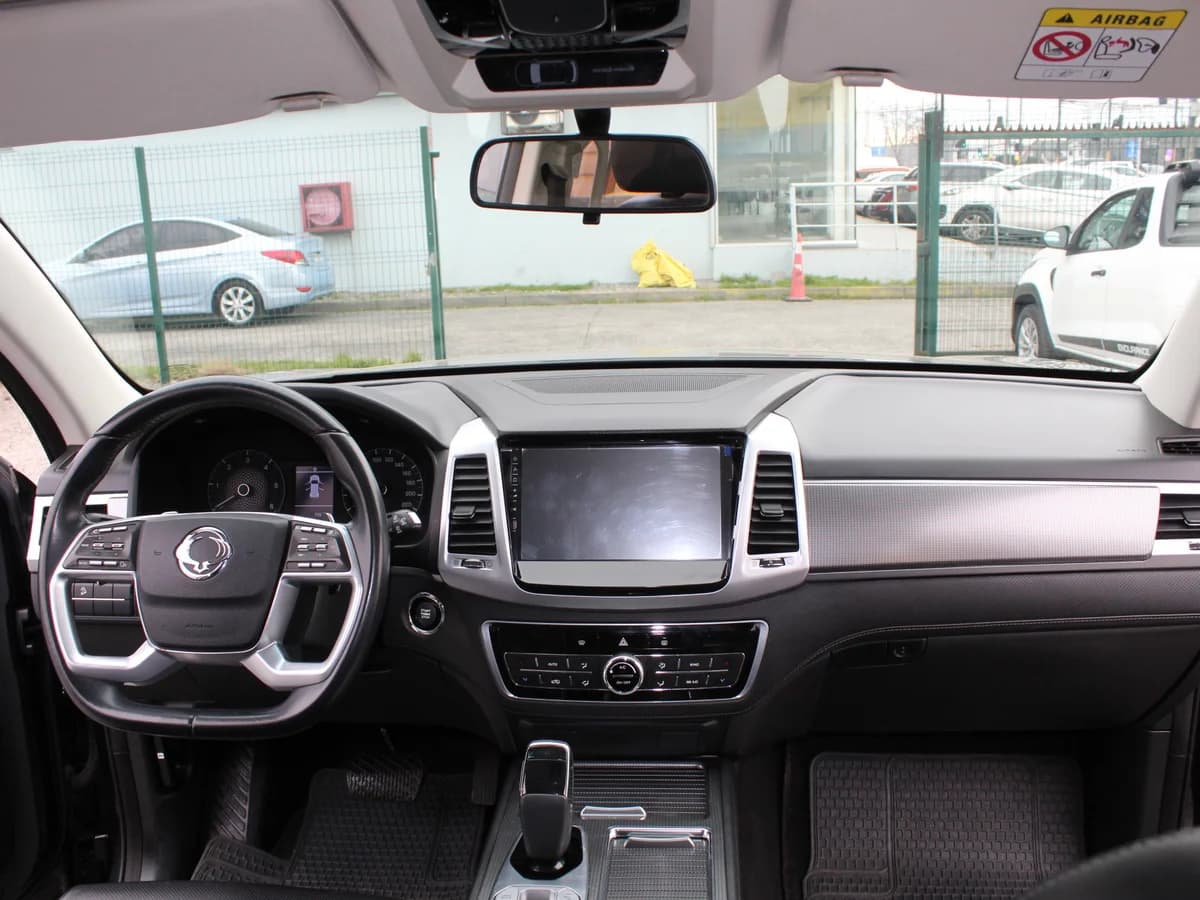 SSANGYONG Rexton 2.2D 2023 - Imagen 8