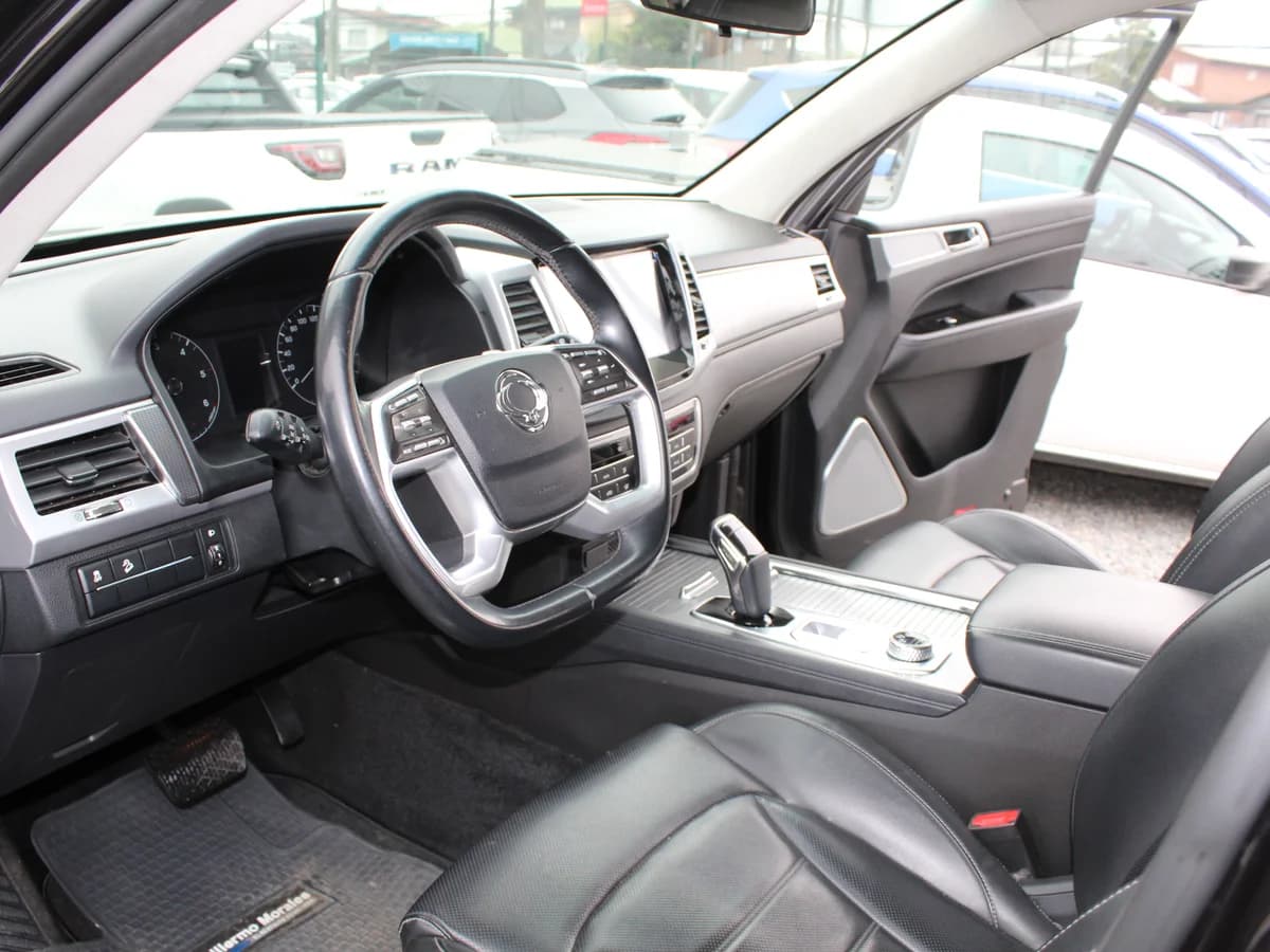 SSANGYONG Rexton 2.2D 2023 - Imagen 13