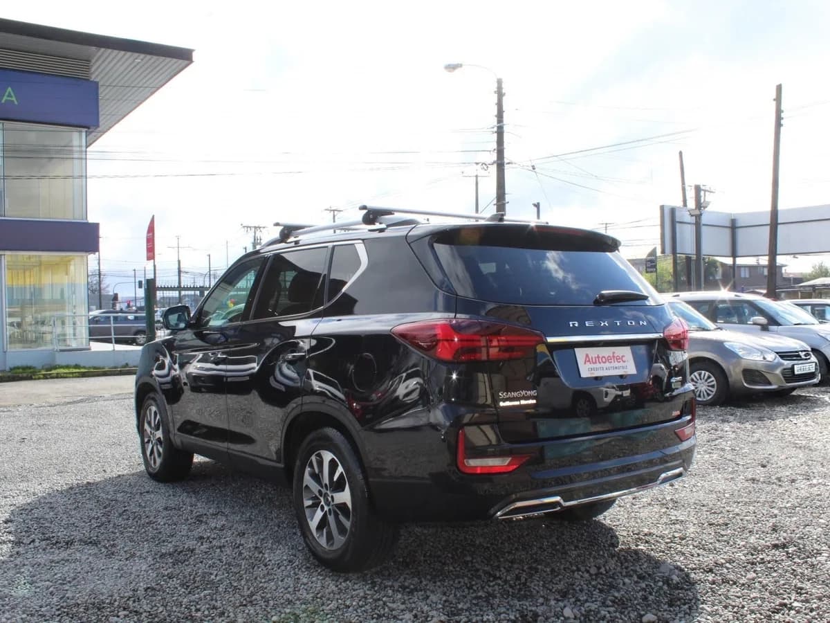 SSANGYONG Rexton 2.2D 2023 - Imagen 11