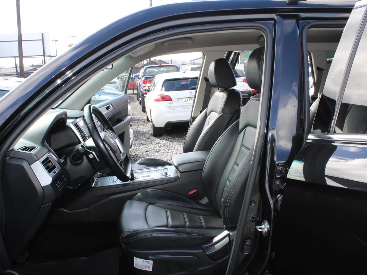 SSANGYONG Rexton 2.2D 2023 - Imagen 14