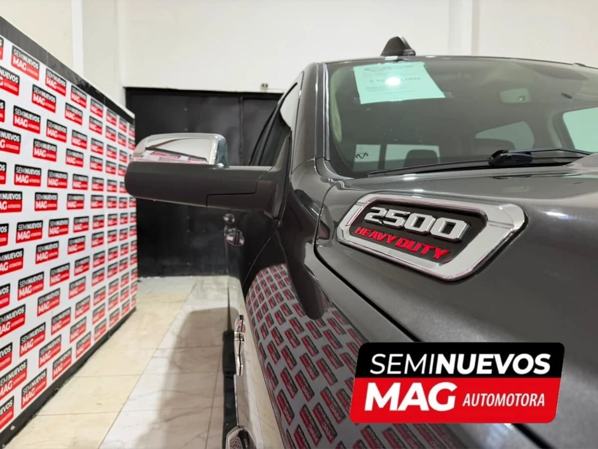 RAM 2500 Laramie 2021 - Imagen 3