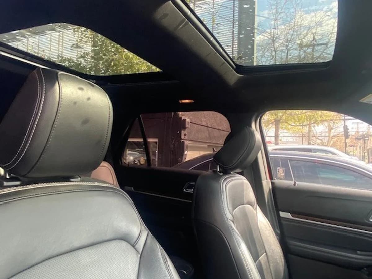 FORD EXPLORER LTD Ecoboost 2.3 Autom. 2018 - Imagen 6