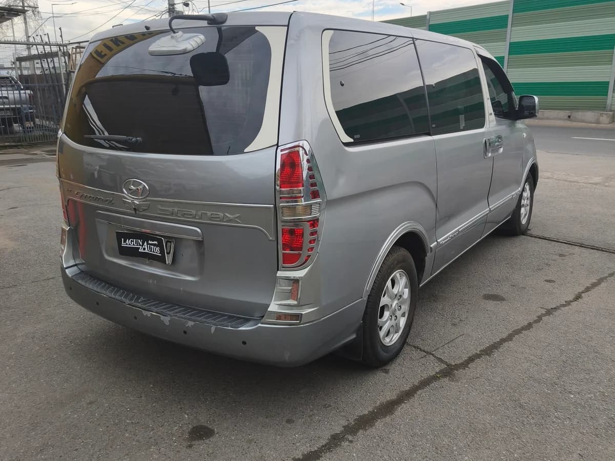HYUNDAI Grand Starex 2.5 CLASE B CRDI 2011 - Imagen 4