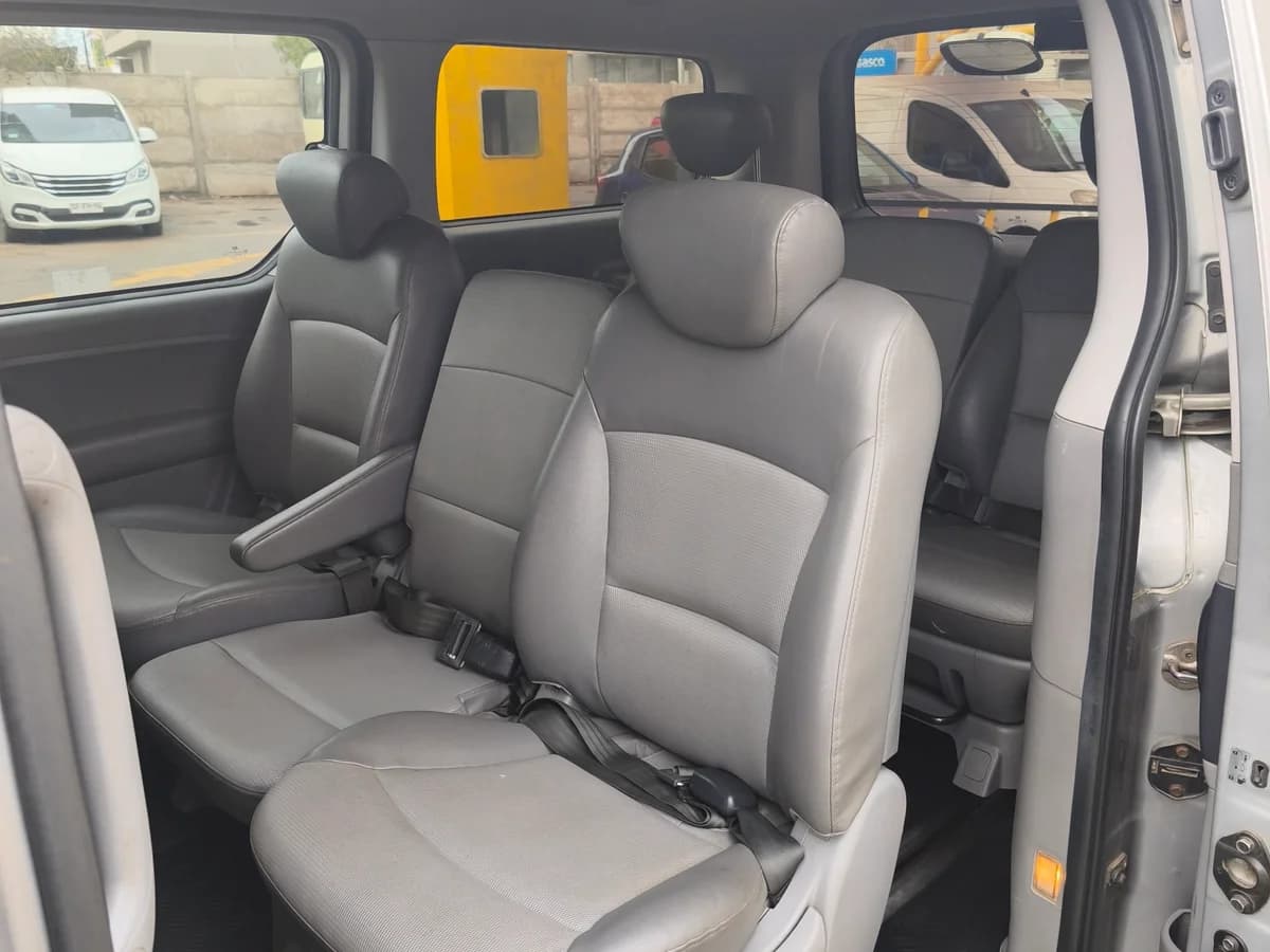 HYUNDAI Grand Starex 2.5 CLASE B CRDI 2011 - Imagen 6
