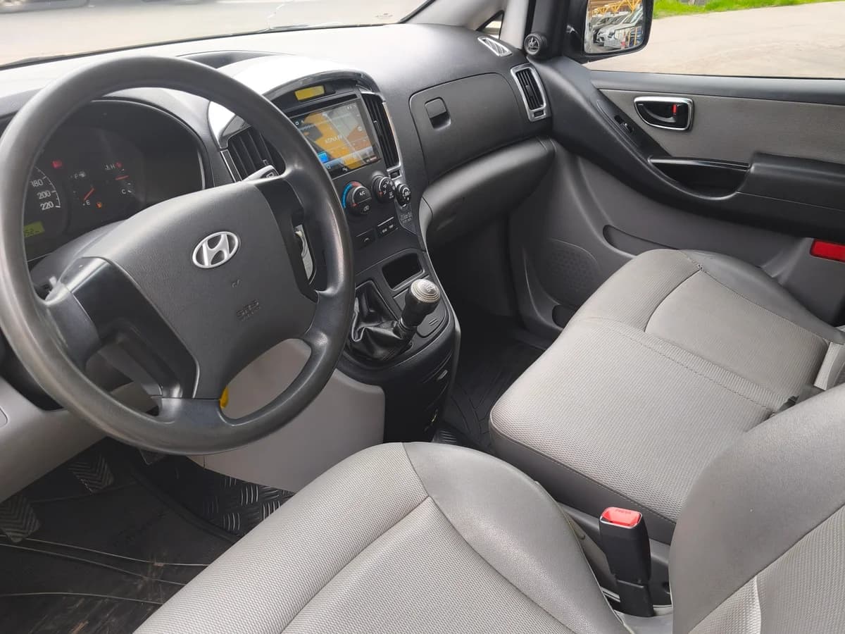 HYUNDAI Grand Starex 2.5 CLASE B CRDI 2011 - Imagen 7