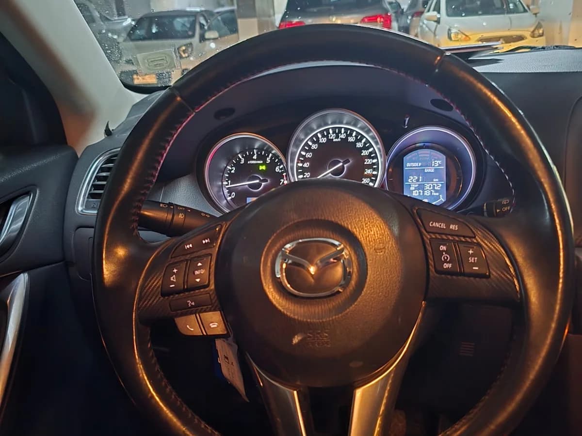 MAZDA Cx-5 2.0L AT R 4X2 año 2017 - Imagen 7