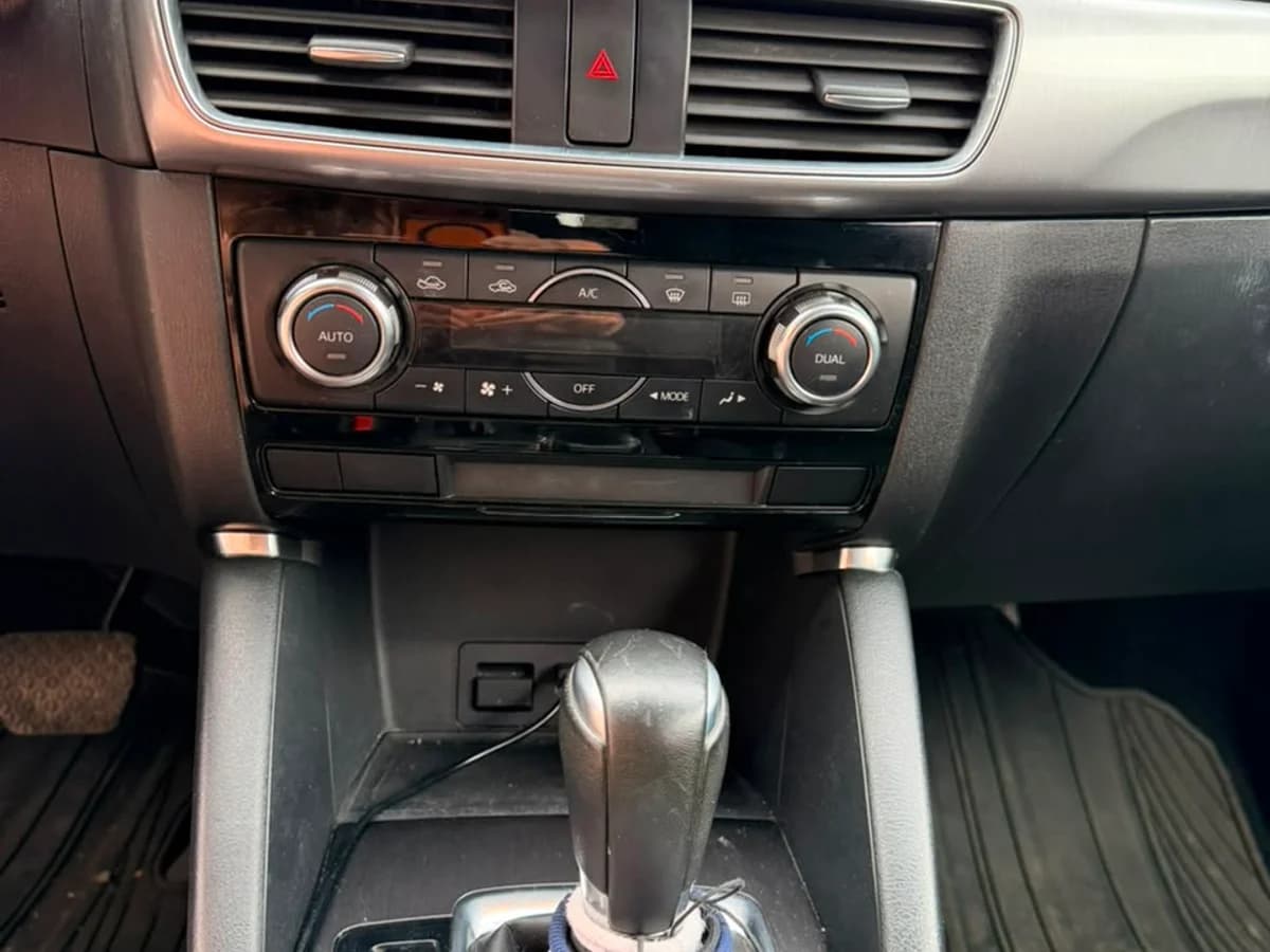 MAZDA Cx-5 2.0L AT R 4X2 año 2017 - Imagen 2