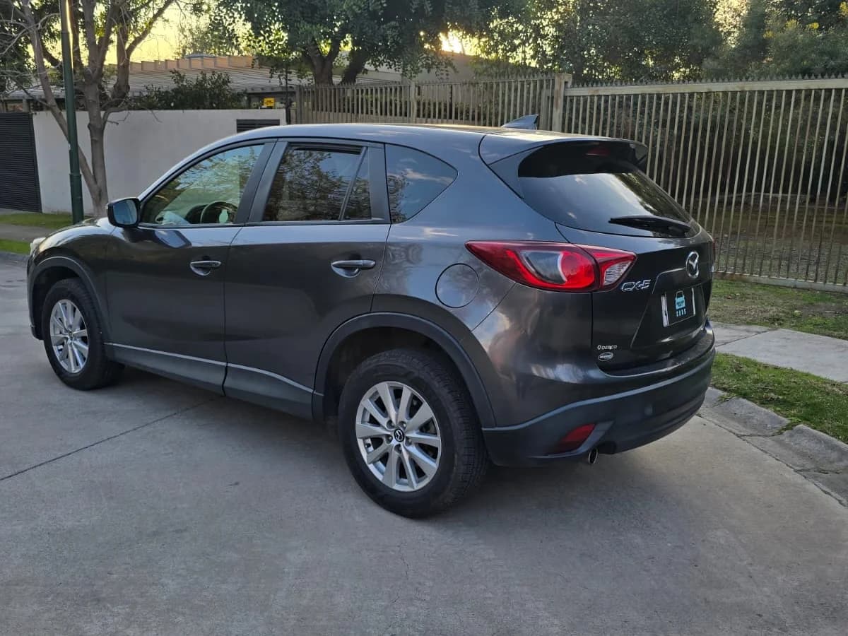 MAZDA Cx-5 2.0L AT R 4X2 año 2017 - Imagen 9