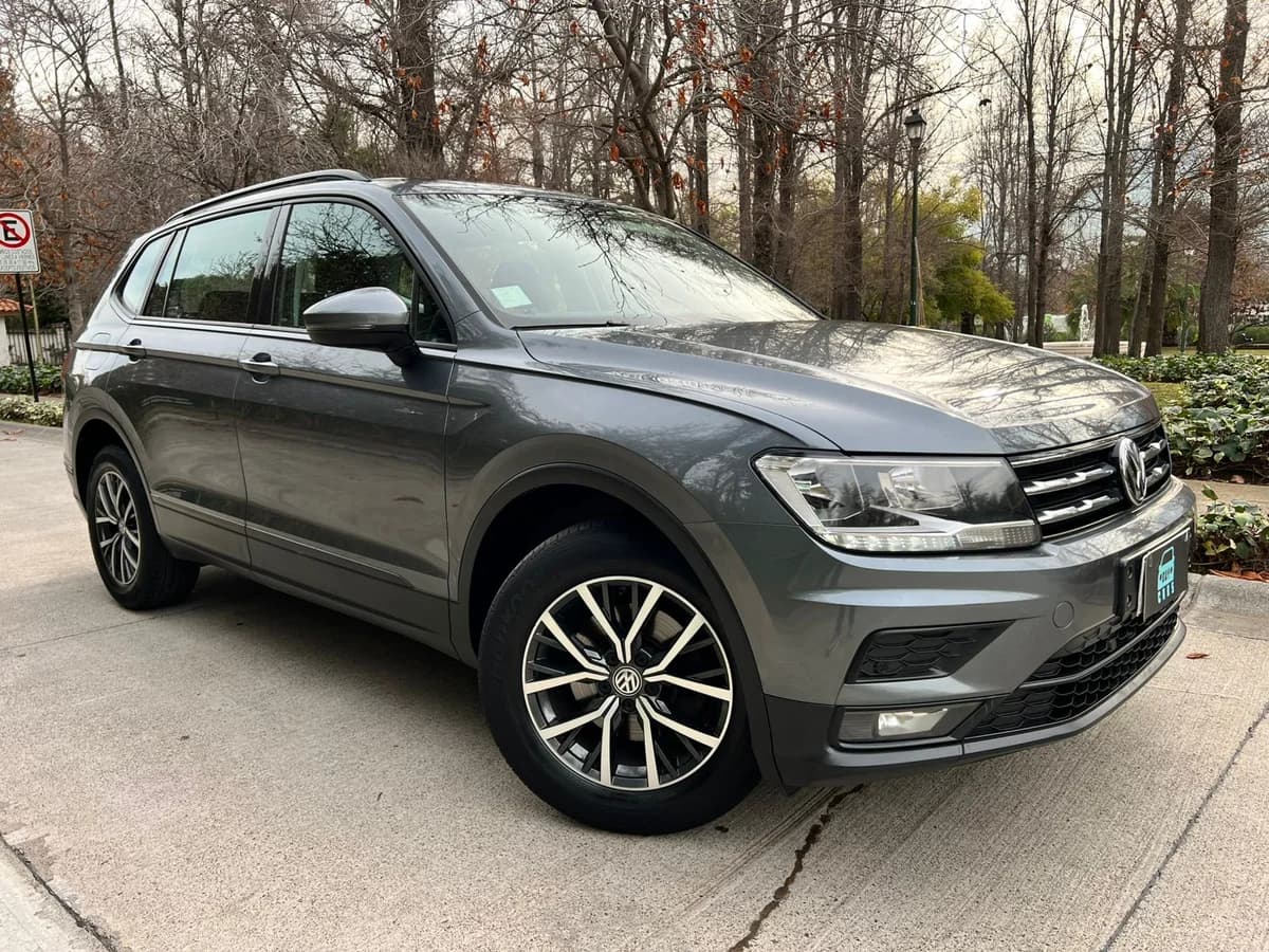 VOLKSWAGEN Tiguan TSI 1.4 AT COMFORTLINE 5p año 2019 - Imagen 1