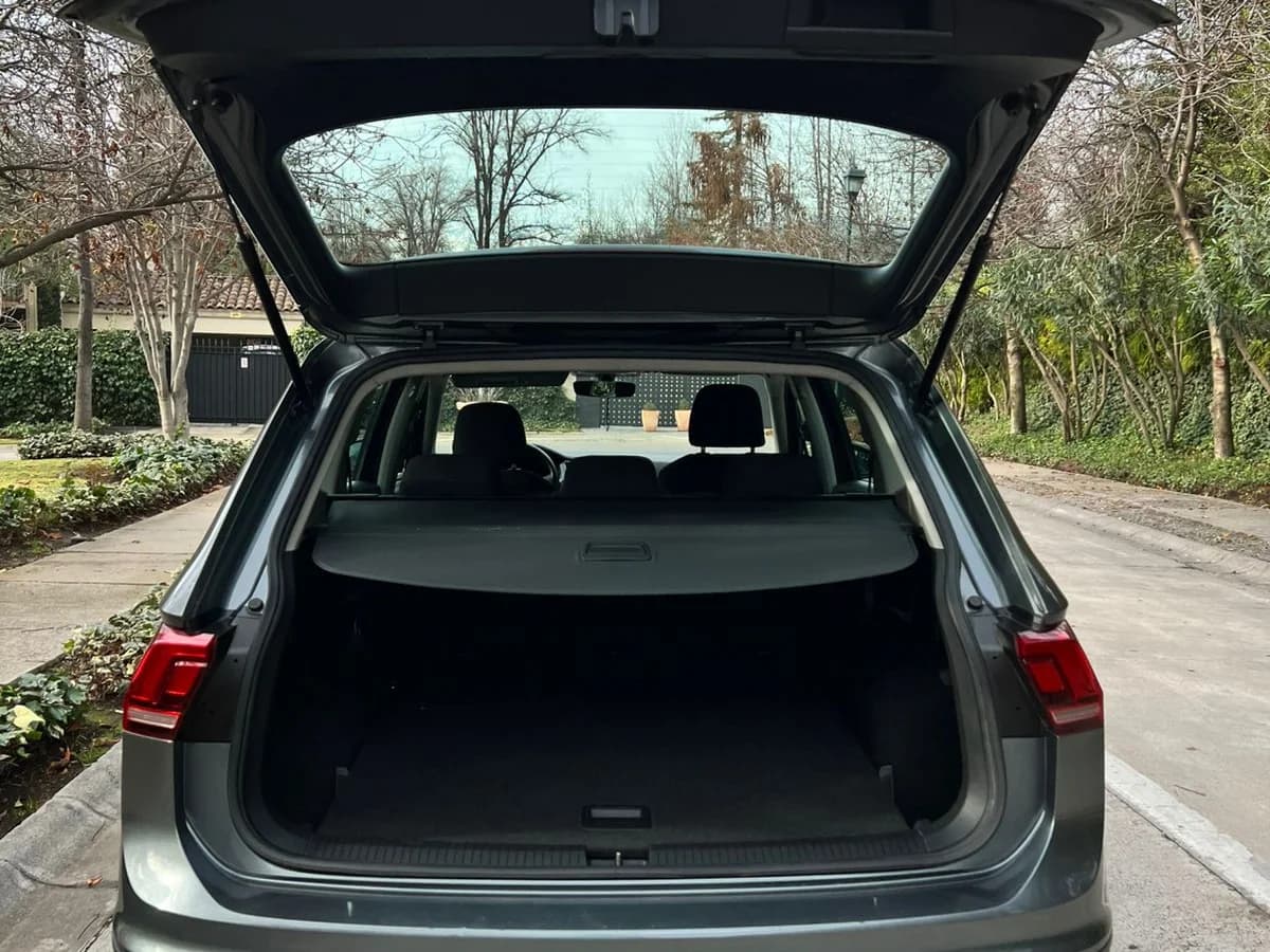 VOLKSWAGEN Tiguan TSI 1.4 AT COMFORTLINE 5p año 2019 - Imagen 7