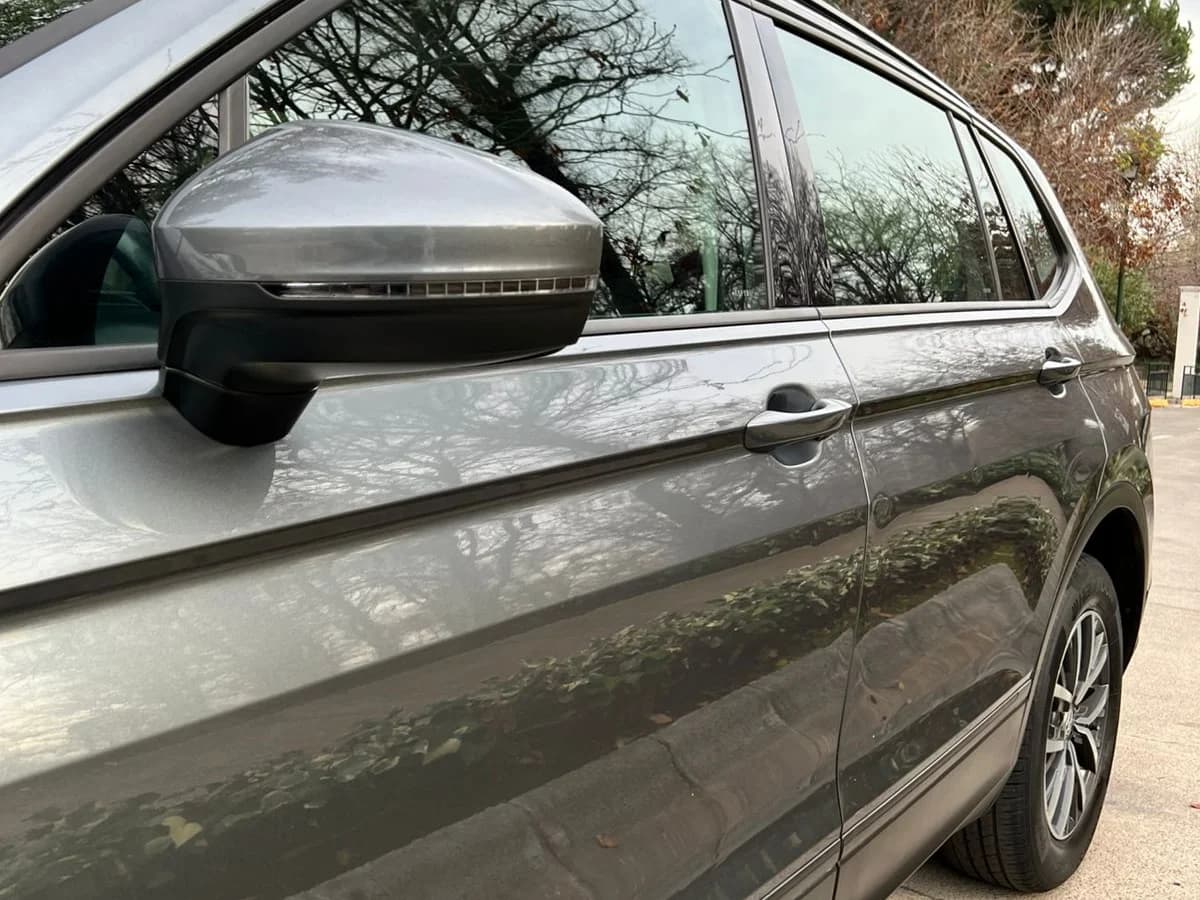 VOLKSWAGEN Tiguan TSI 1.4 AT COMFORTLINE 5p año 2019 - Imagen 11