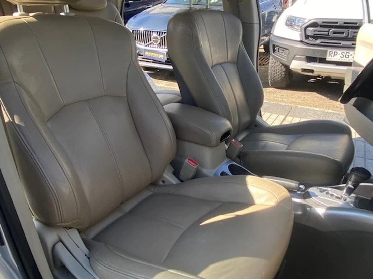 MITSUBISHI OUTLANDER 3.0 Autom. Paddle Shift 2010 - Imagen 10